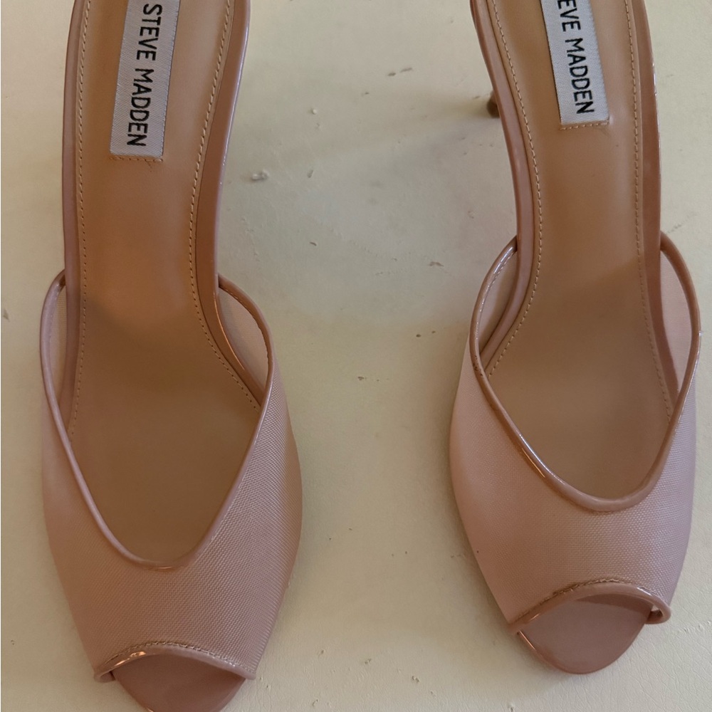 Steve Madden Nude Peep Toe Heels Elegant Sandals